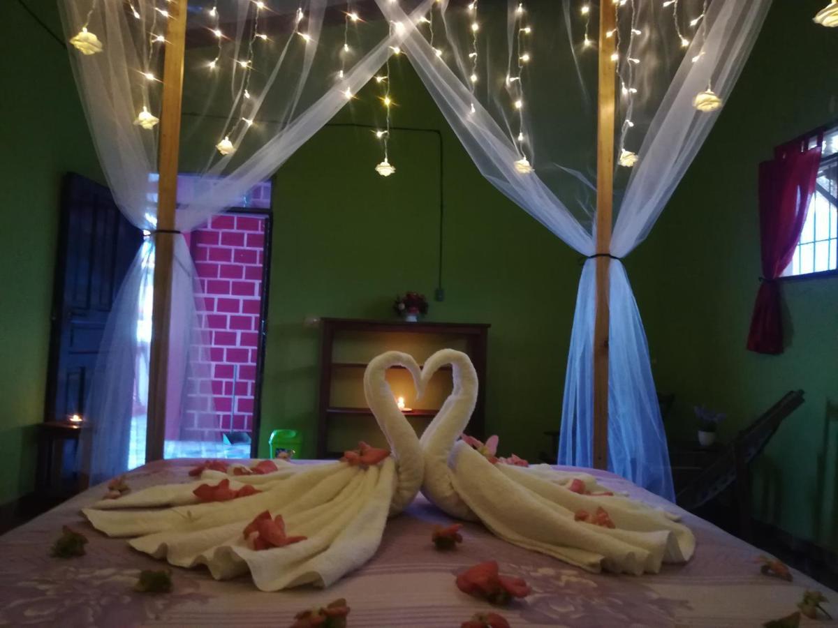 Perezoso Hostel Rurrenabaque Ngoại thất bức ảnh