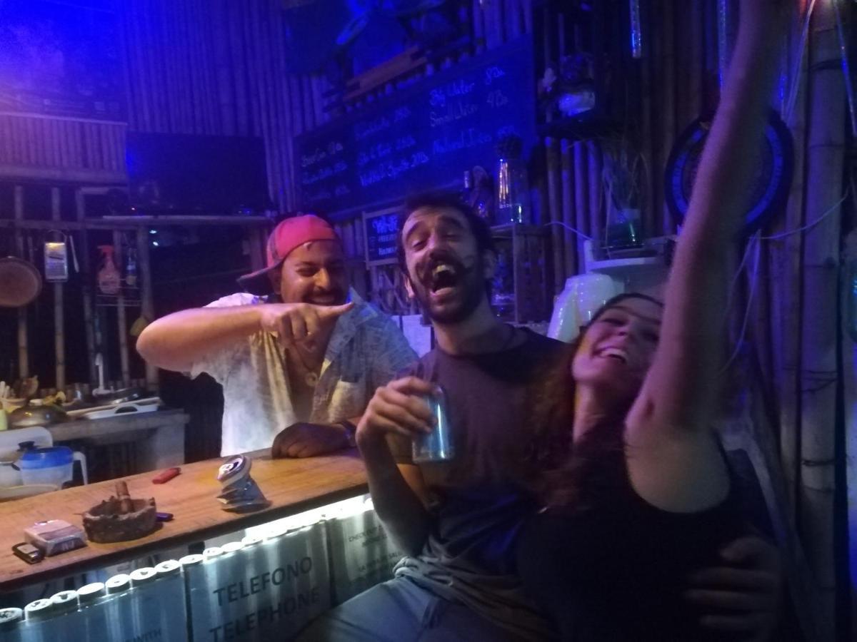 Perezoso Hostel Rurrenabaque Ngoại thất bức ảnh